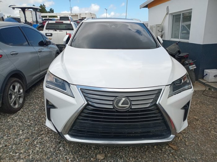 Foto 3 de 2017 LEXUS RX350