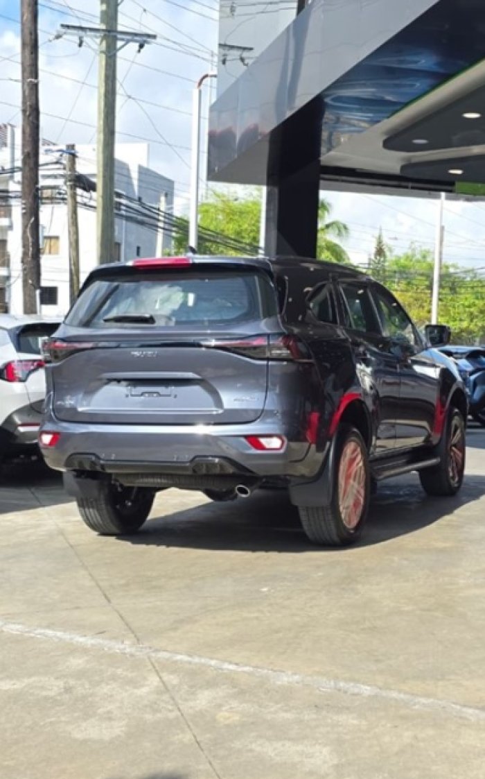 Foto 10 de 2027 ISUZU MUX