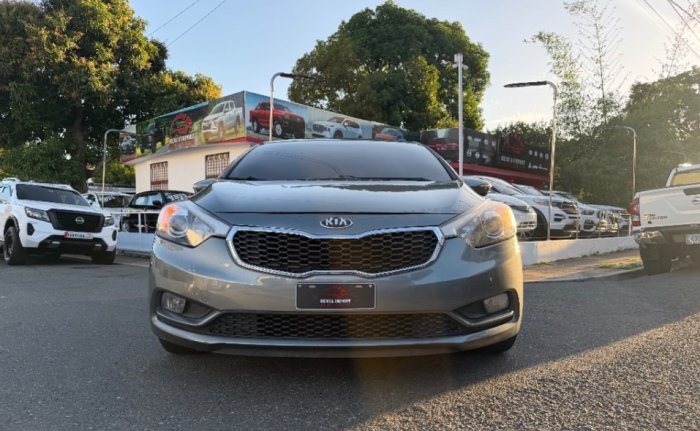 Foto 3 de 2016 KIA FORTE