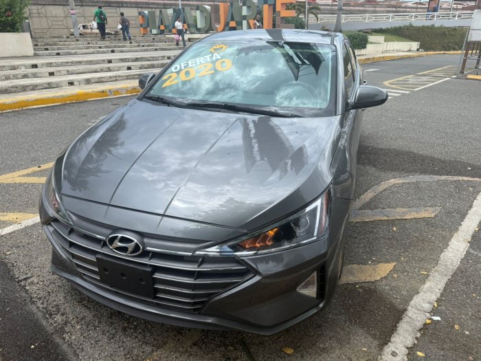 Foto 4 de 2020 HYUNDAI ELANTRA