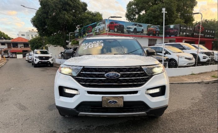 Foto 2 de 2021 FORD EXPLORER XLT