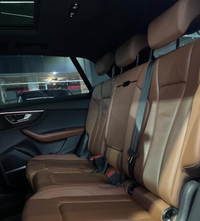 Foto 7 de 2019 AUDI Q8