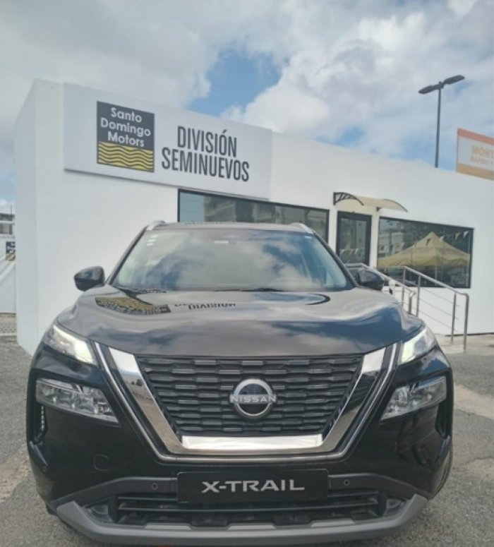 Foto 2 de 2023 NISSAN X-TRAIL SENSE