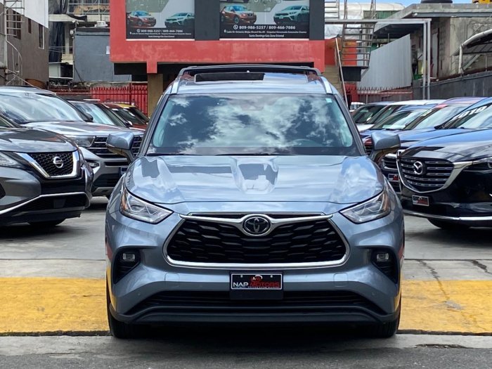 Foto 3 de 2020 Toyota HIGLANDER LIMITED 4X4