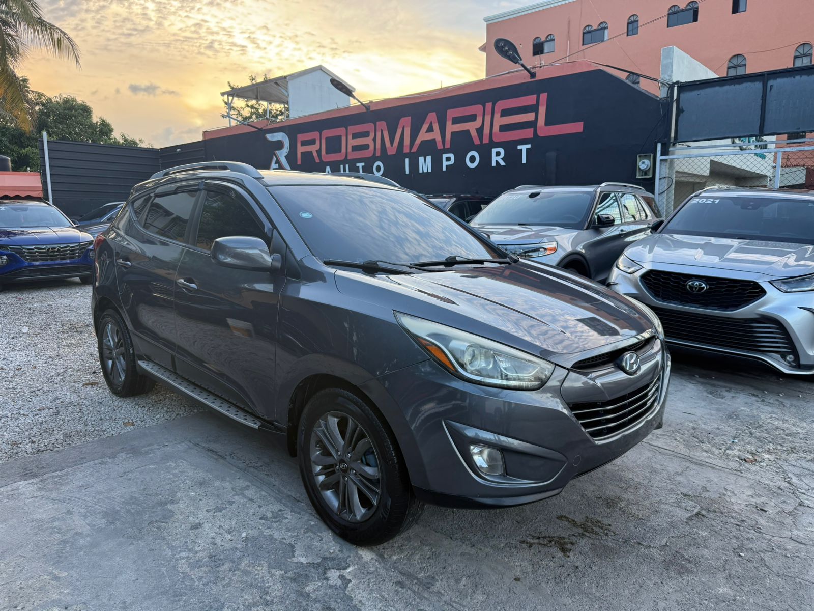 2015 HYUNDAI TUCSON SE