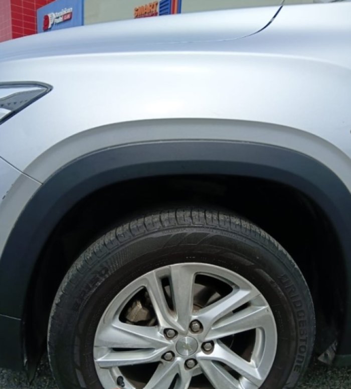 Foto 5 de 2023 CHEVROLET TRACKER LS