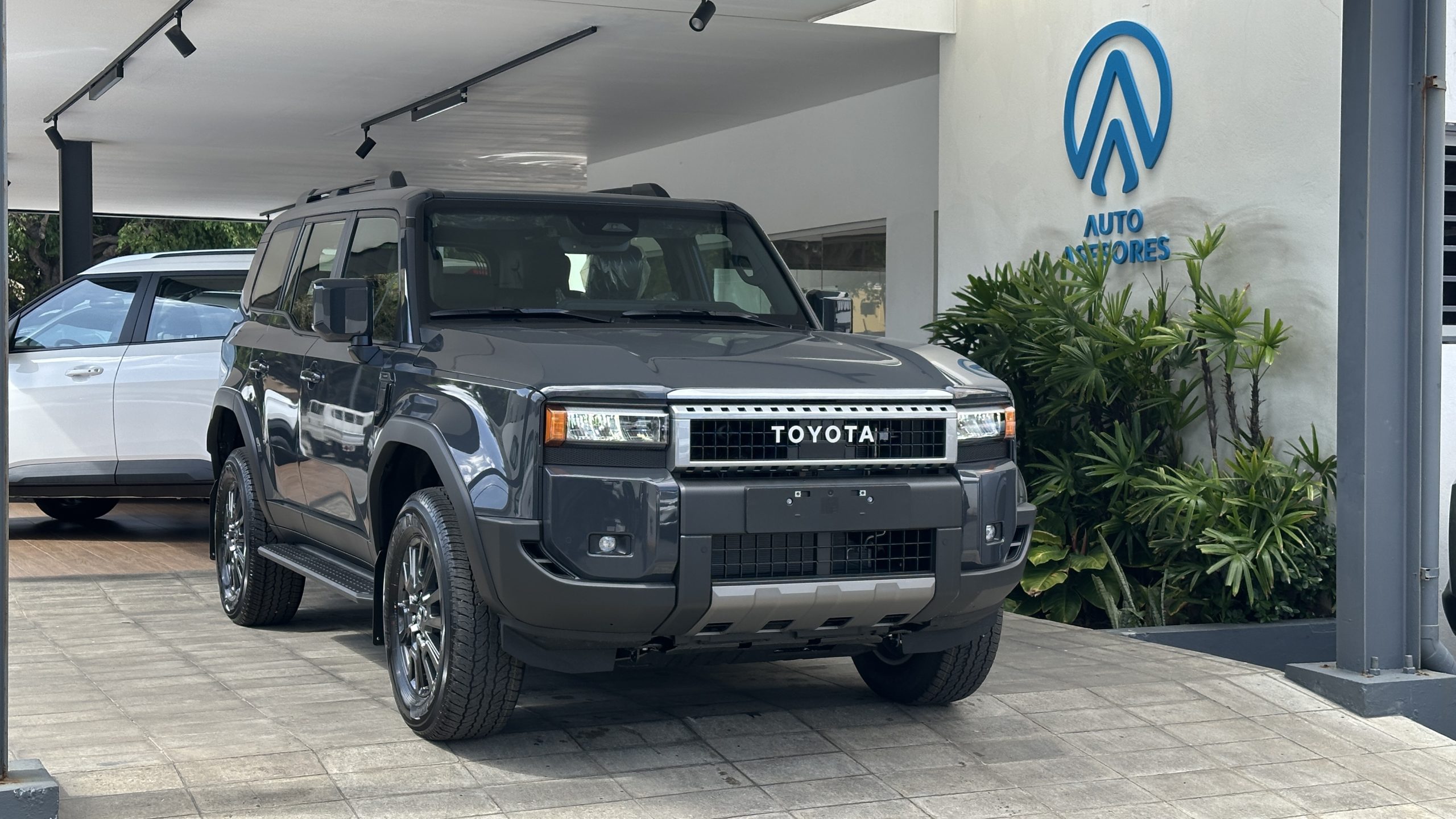 Foto 2 de 2027 Toyota PRADO