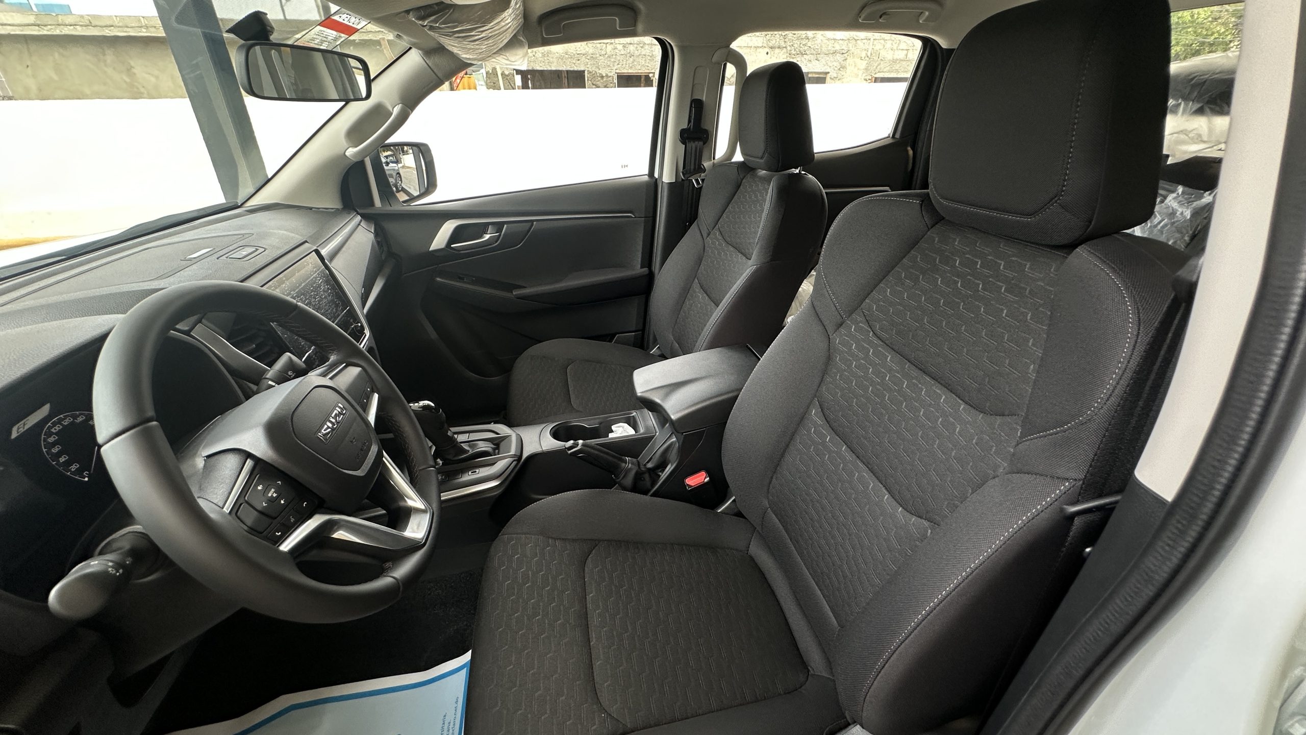 Foto 2 de 2027 ISUZU Dmax
