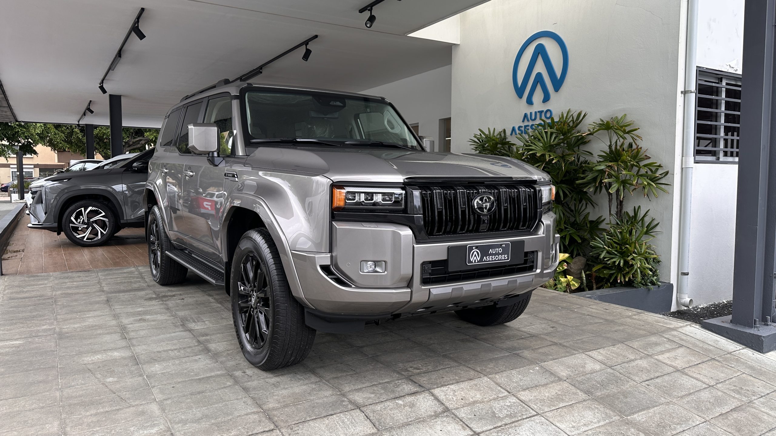 2026 Toyota LAND CRUISER