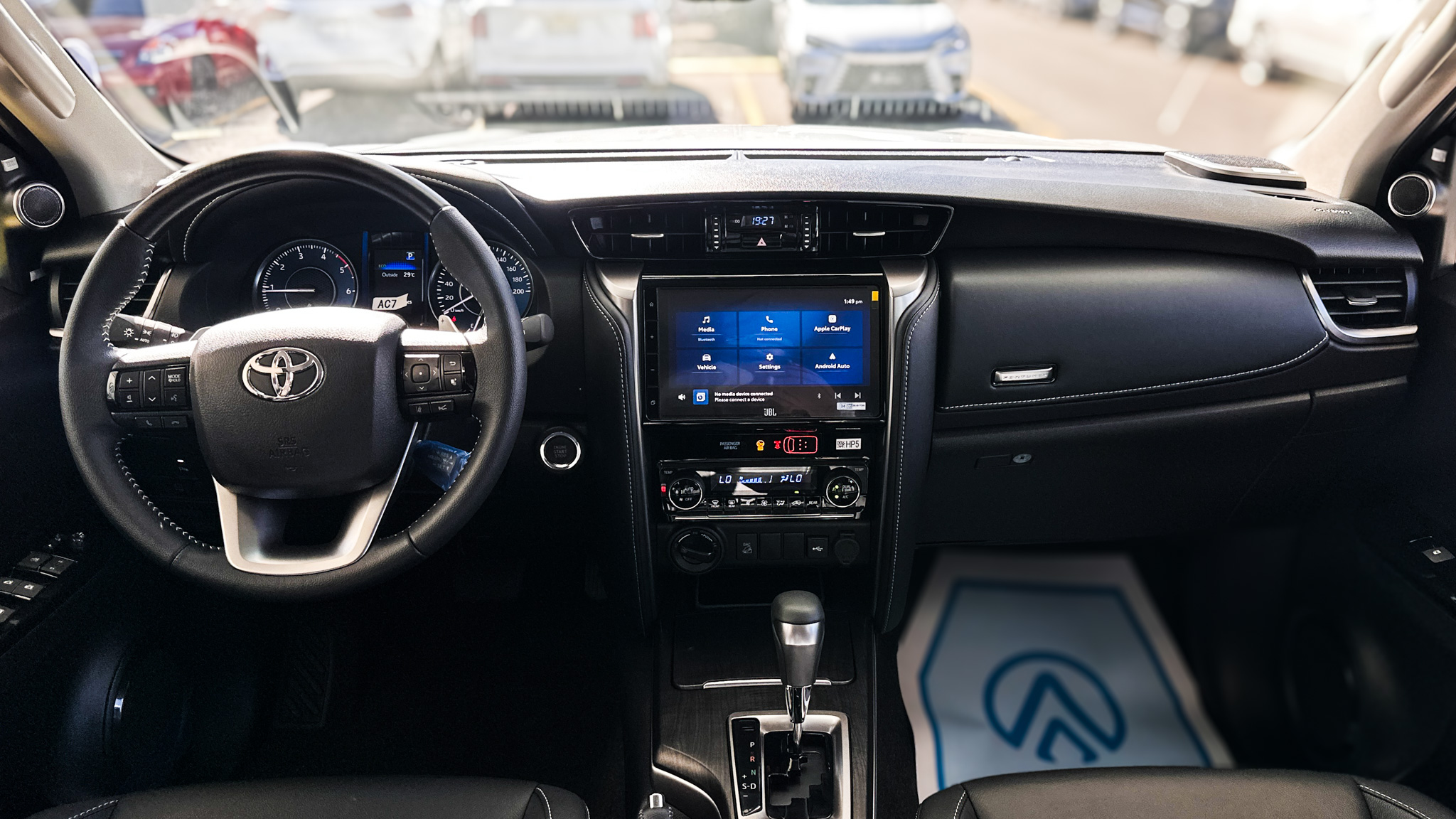 Foto 4 de 2025 Toyota FORTUNER