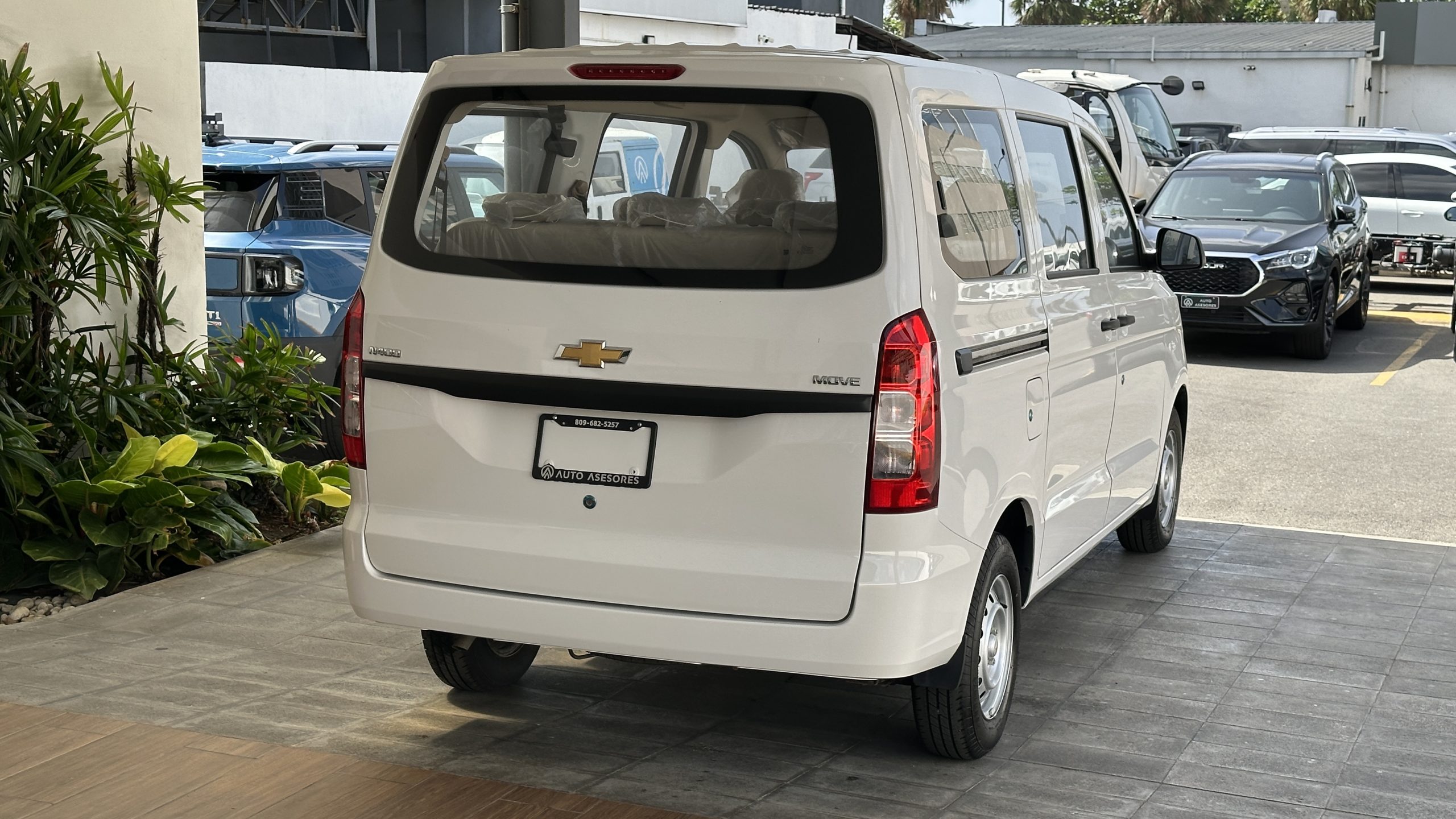 Foto 7 de 2026 CHEVROLET N400