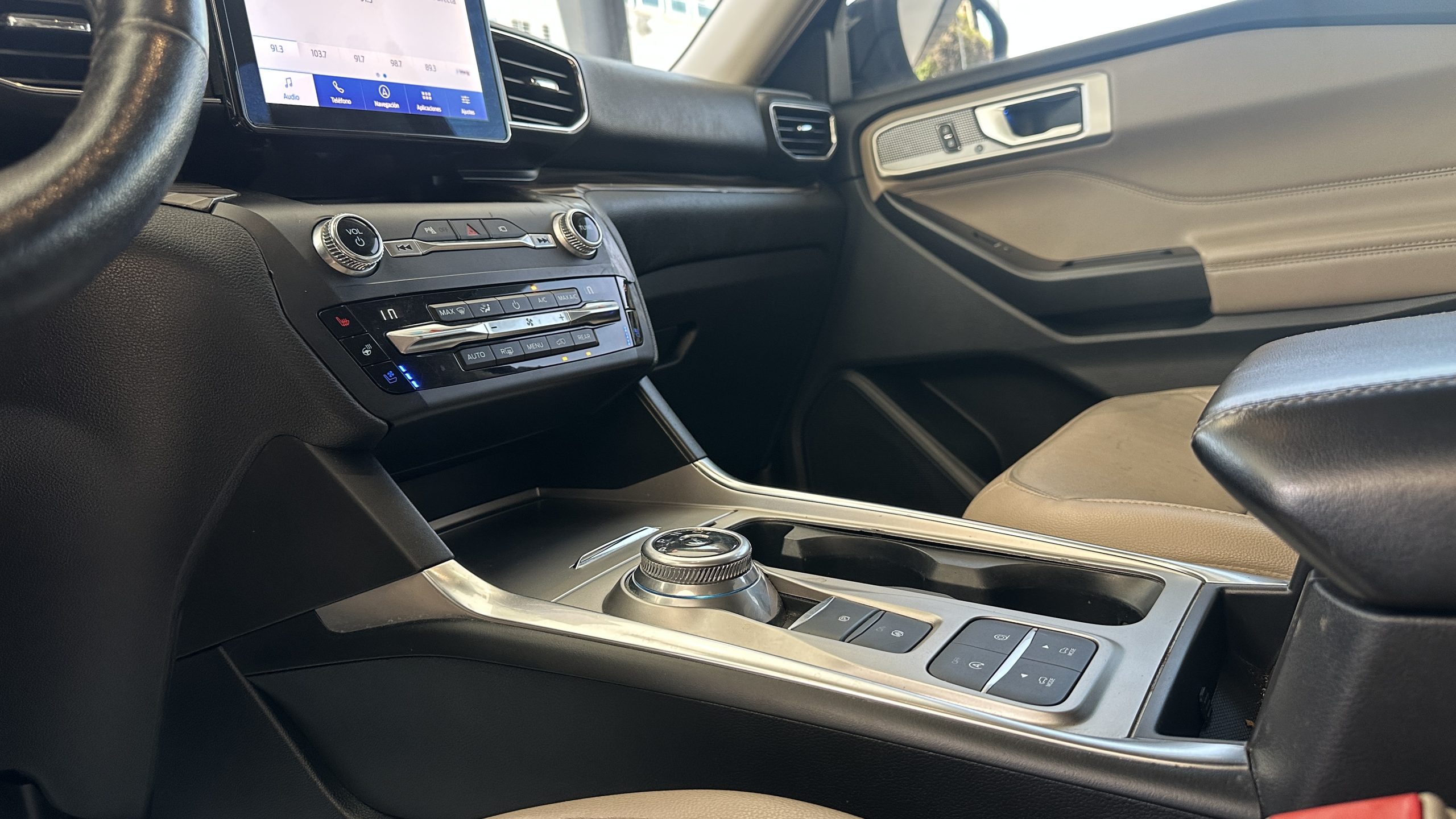 Foto 6 de 2020 FORD EXPLORER