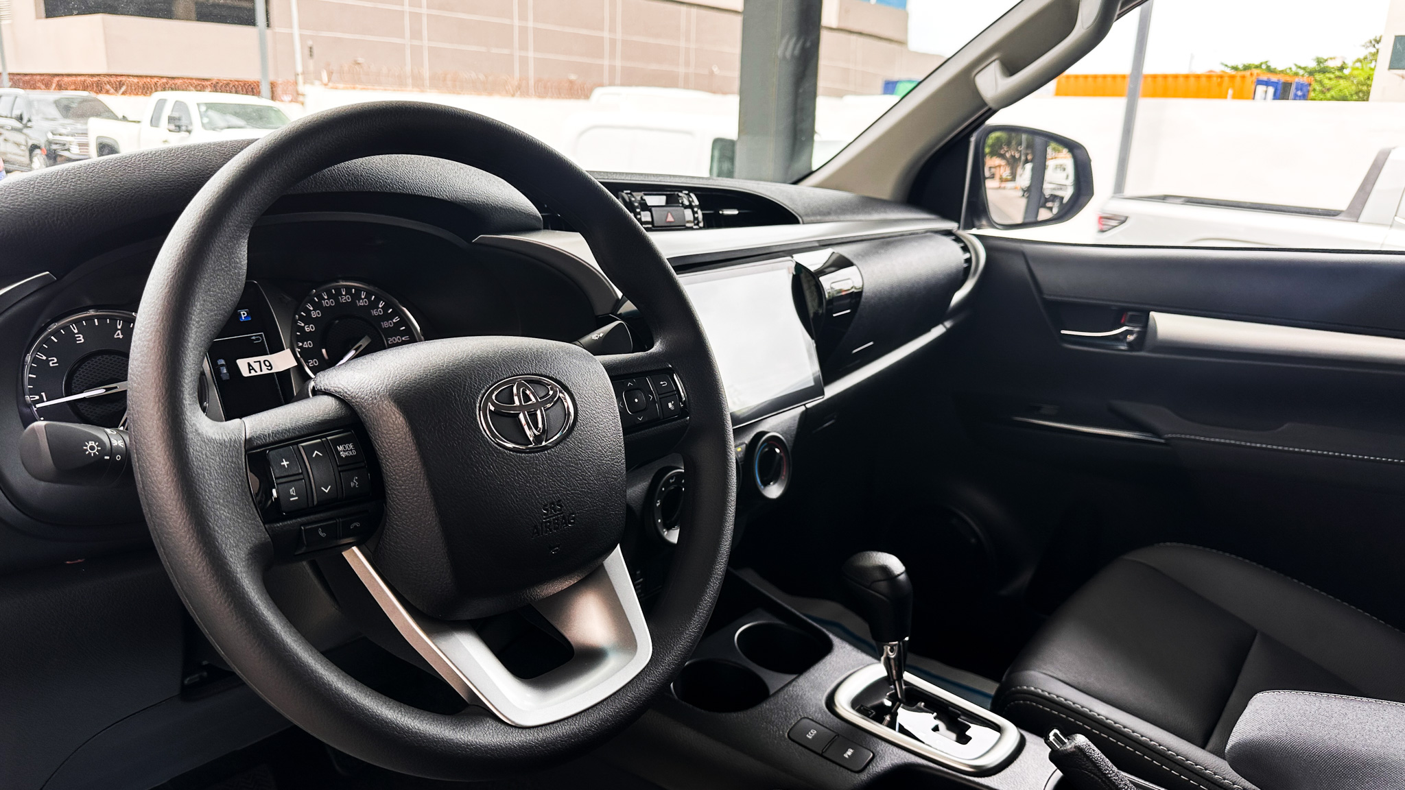 Foto 6 de 2026 Toyota HILUX