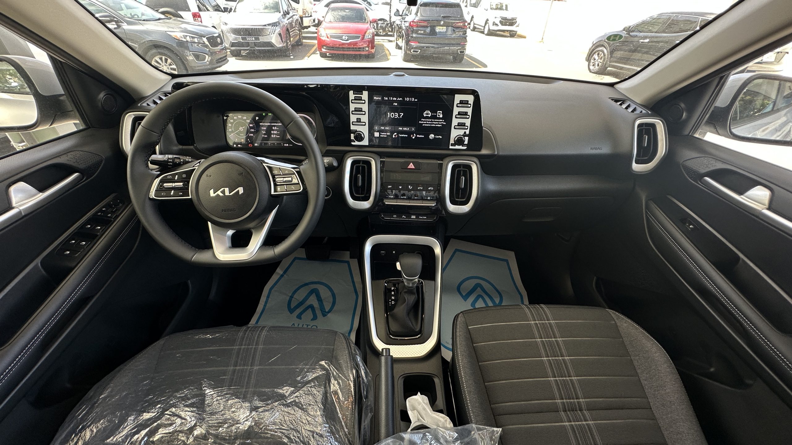 Foto 6 de 2027 KIA SONET