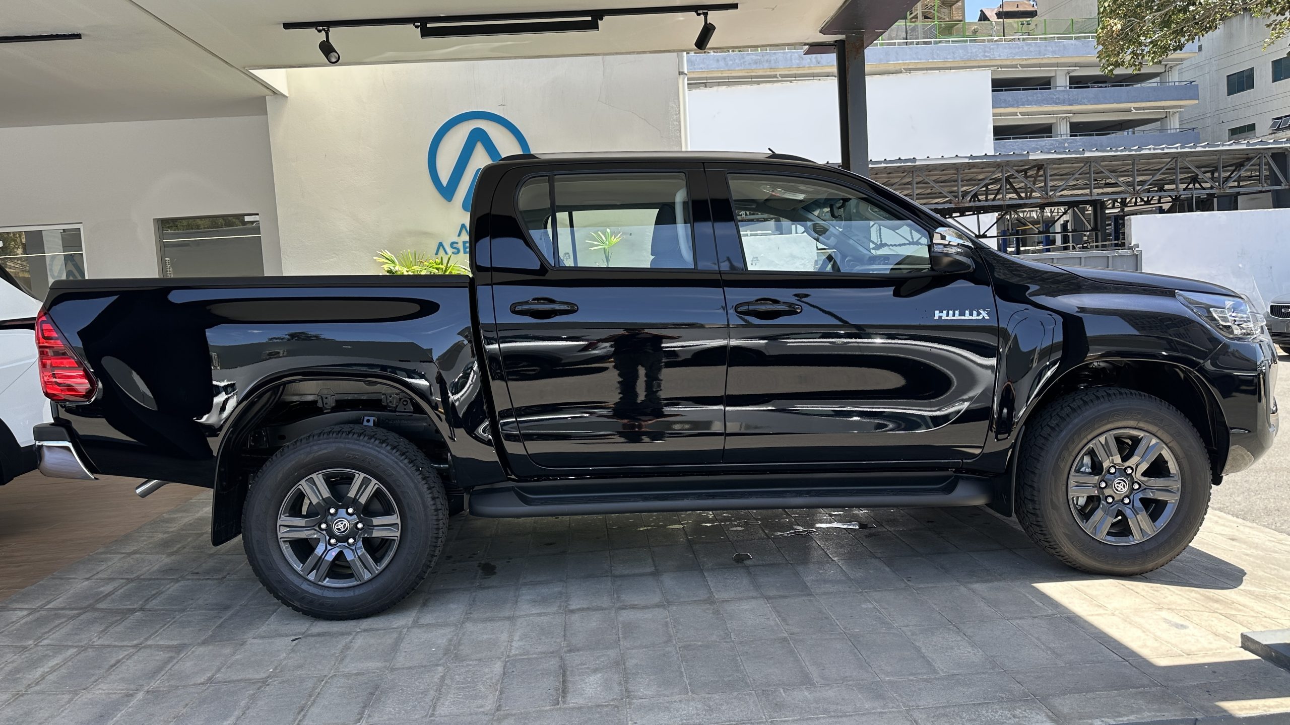Foto 9 de 2026 Toyota HILUX