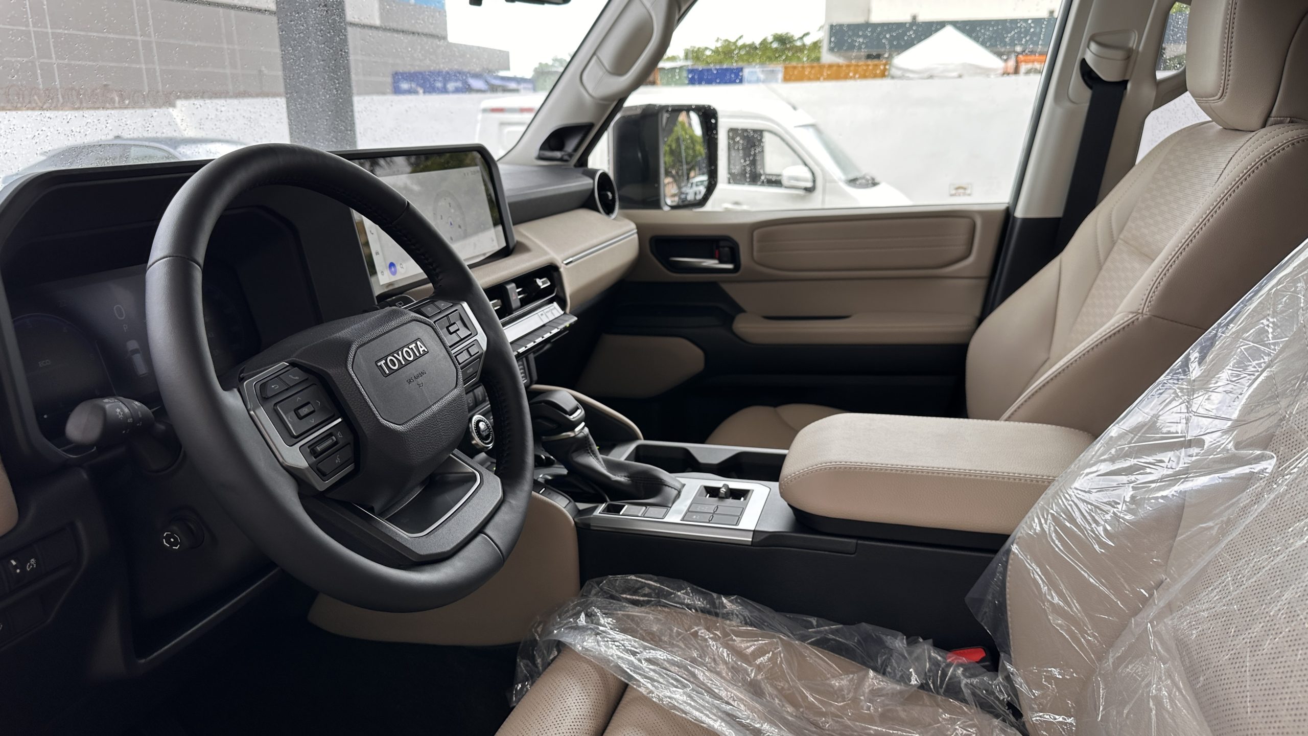 Foto 4 de 2026 Toyota LAND CRUISER