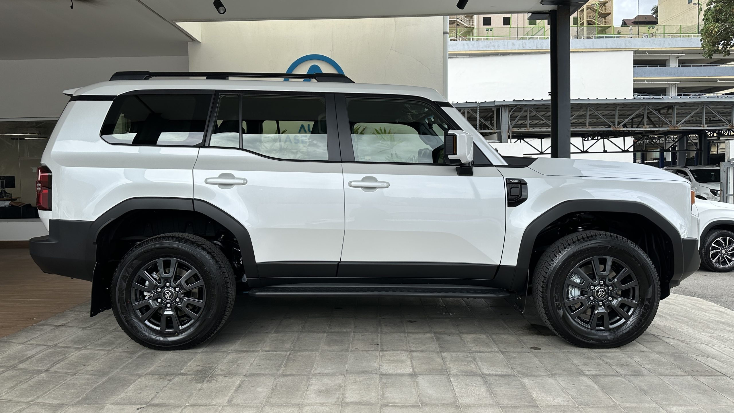 Foto 7 de 2027 Toyota PRADO