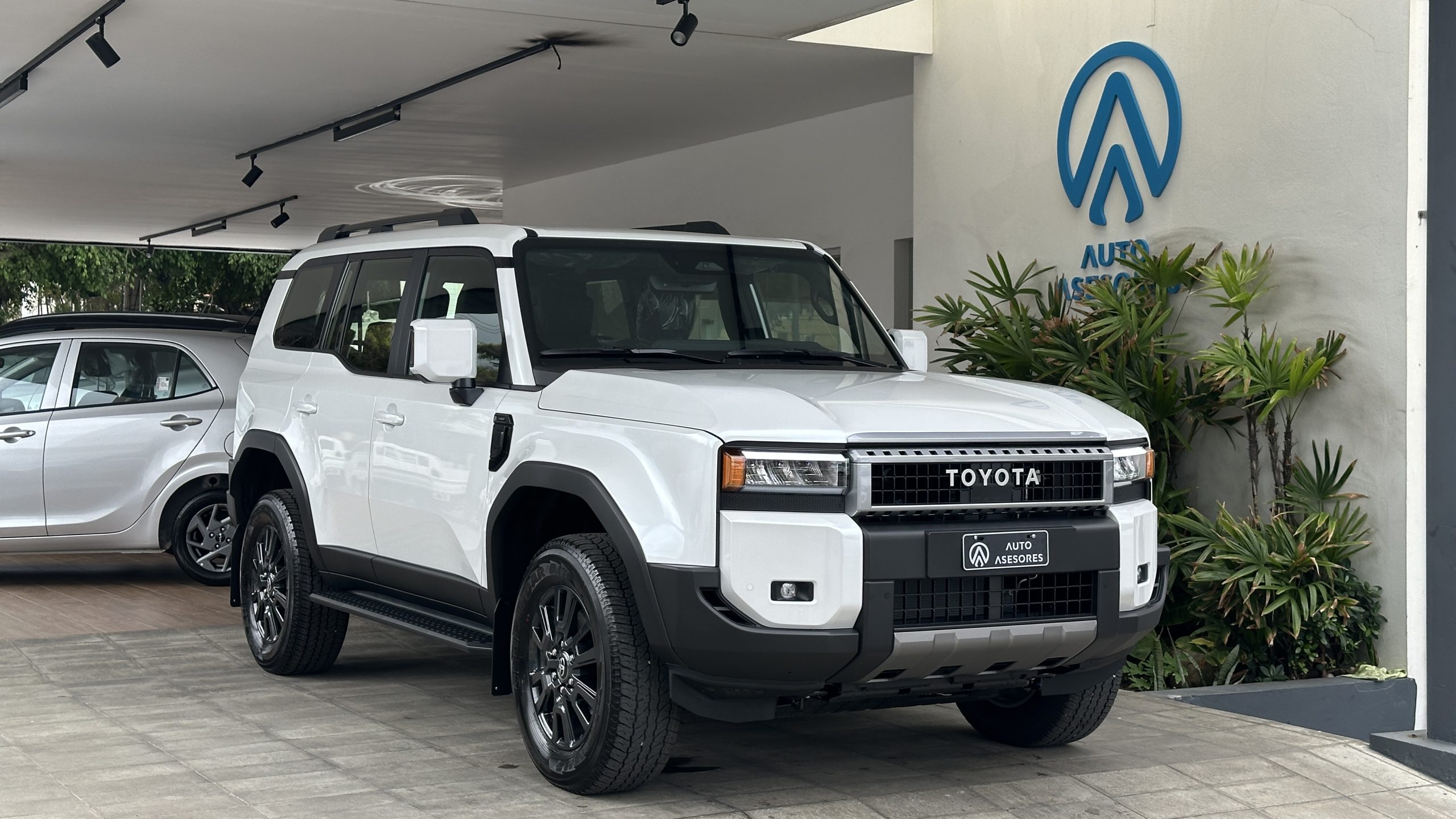 2027 Toyota PRADO