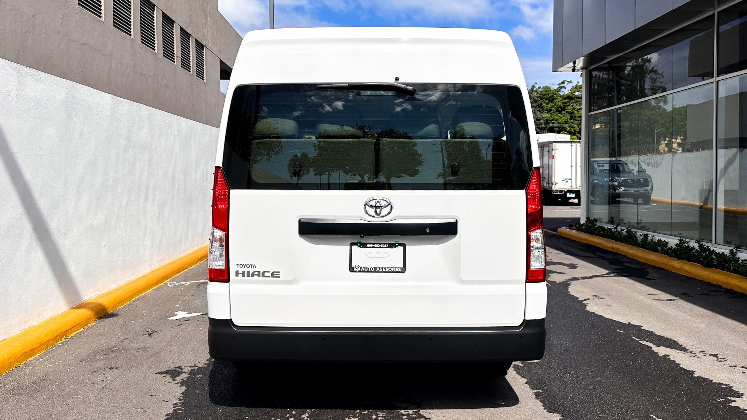 Foto 7 de 2026 Toyota HIACE