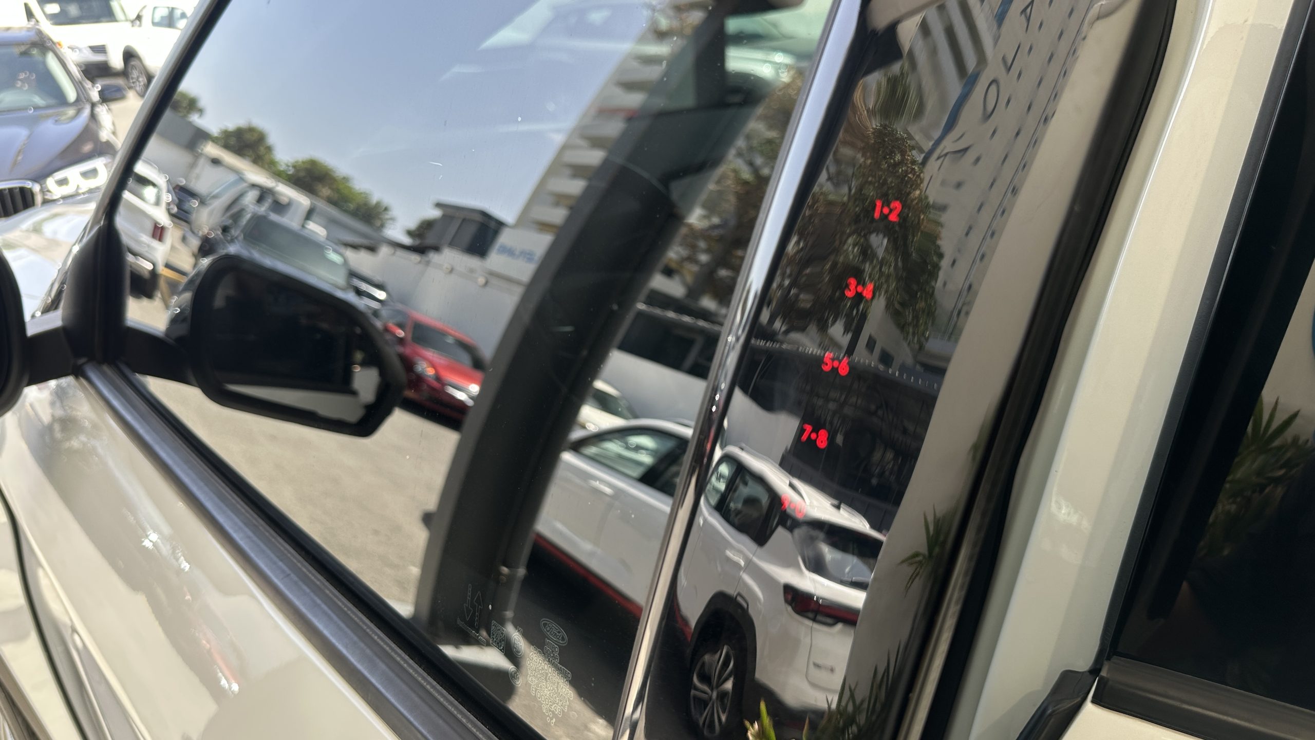 Foto 3 de 2020 FORD EXPLORER