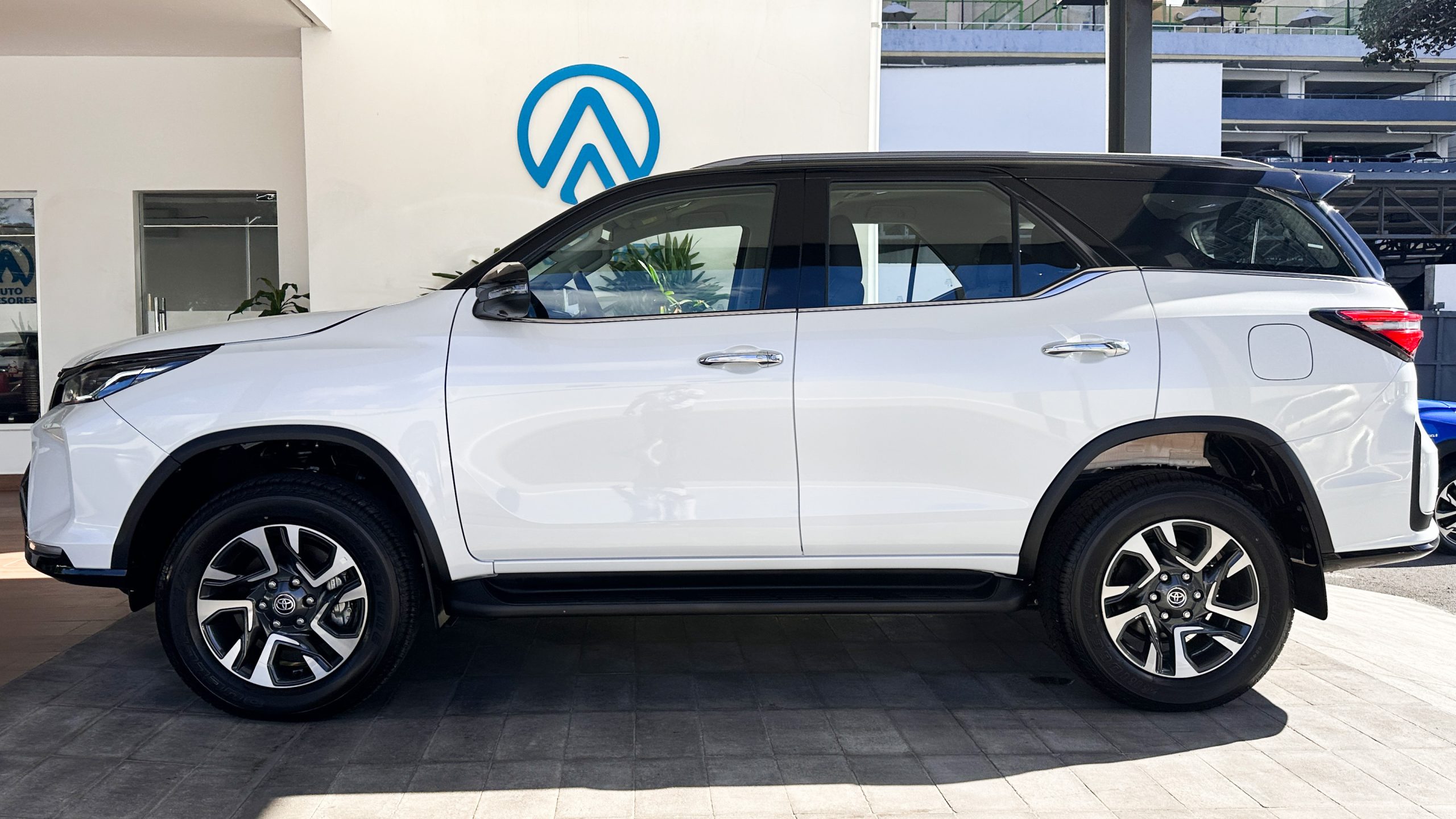 Foto 7 de 2025 Toyota FORTUNER
