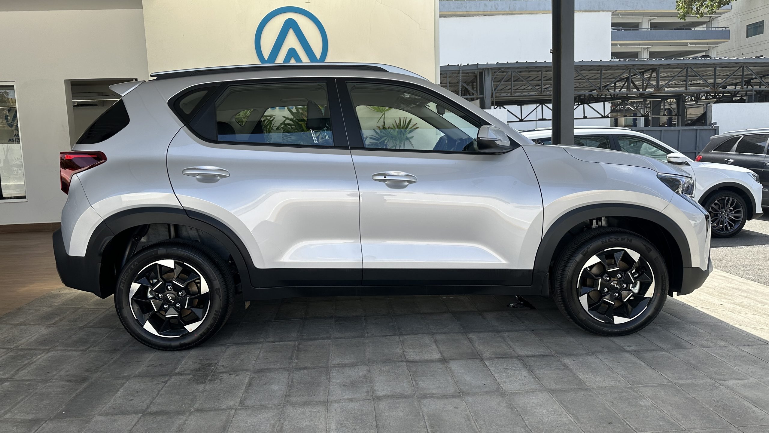 Foto 7 de 2027 KIA SONET