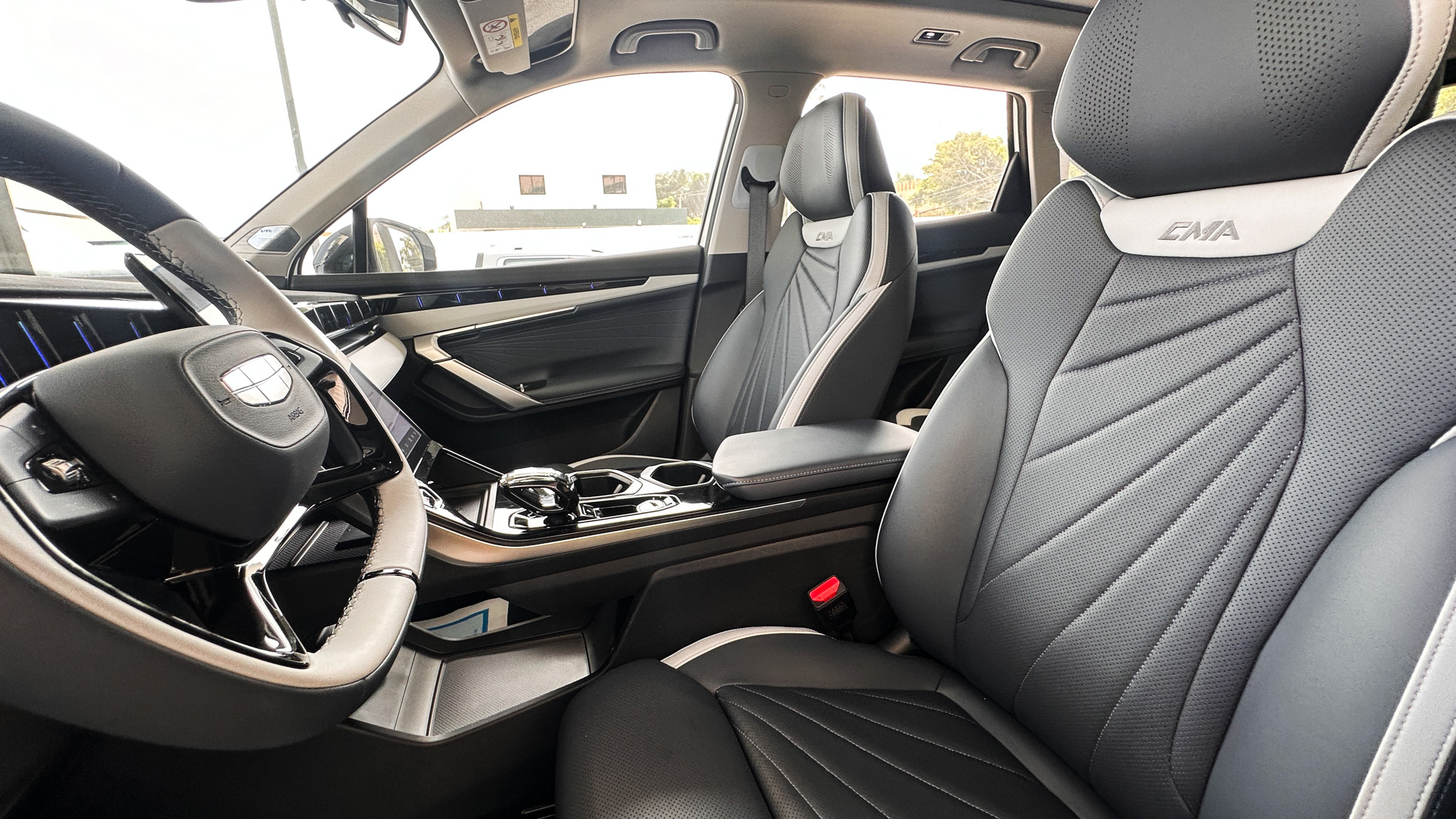 Foto 3 de 2027 GEELY STARRAY