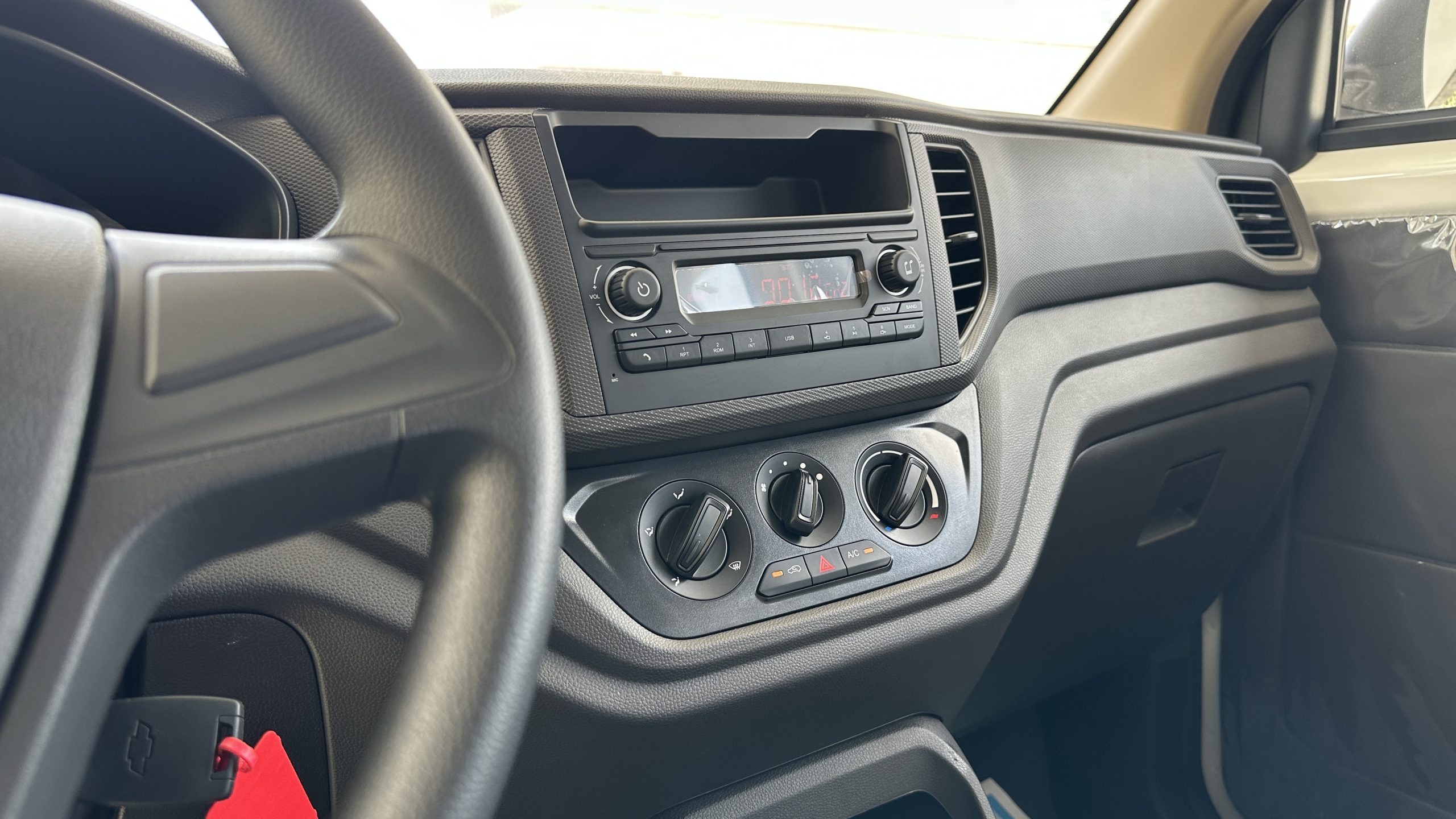 Foto 5 de 2026 CHEVROLET N400