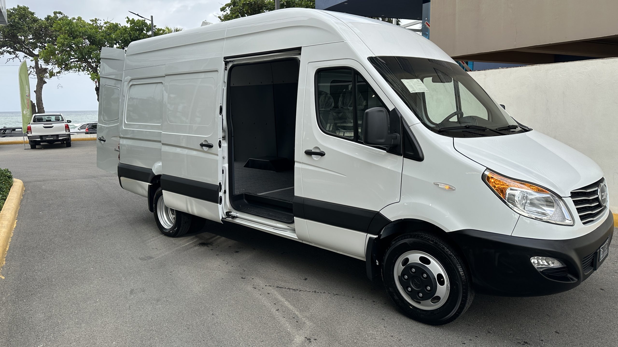 2027 Jac Motors Sunray