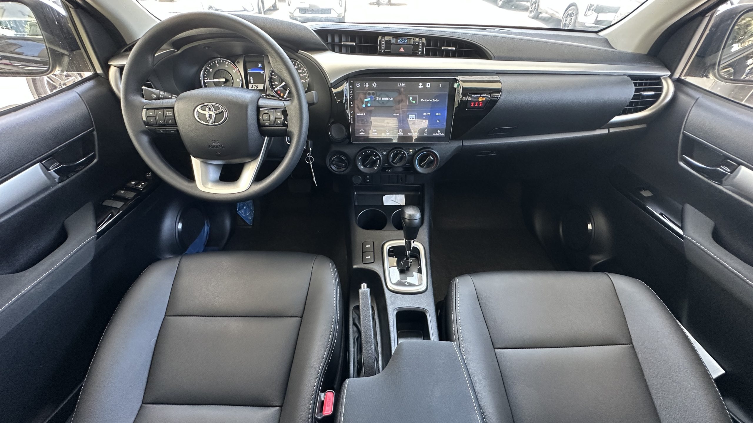 Foto 2 de 2026 Toyota HILUX