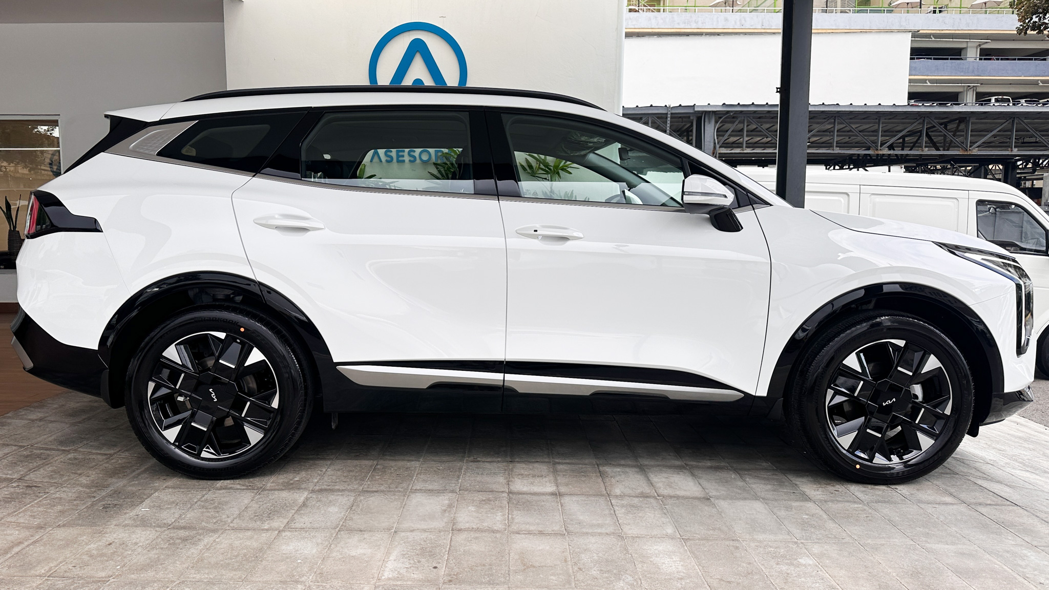 Foto 2 de 2027 KIA SPORTAGE