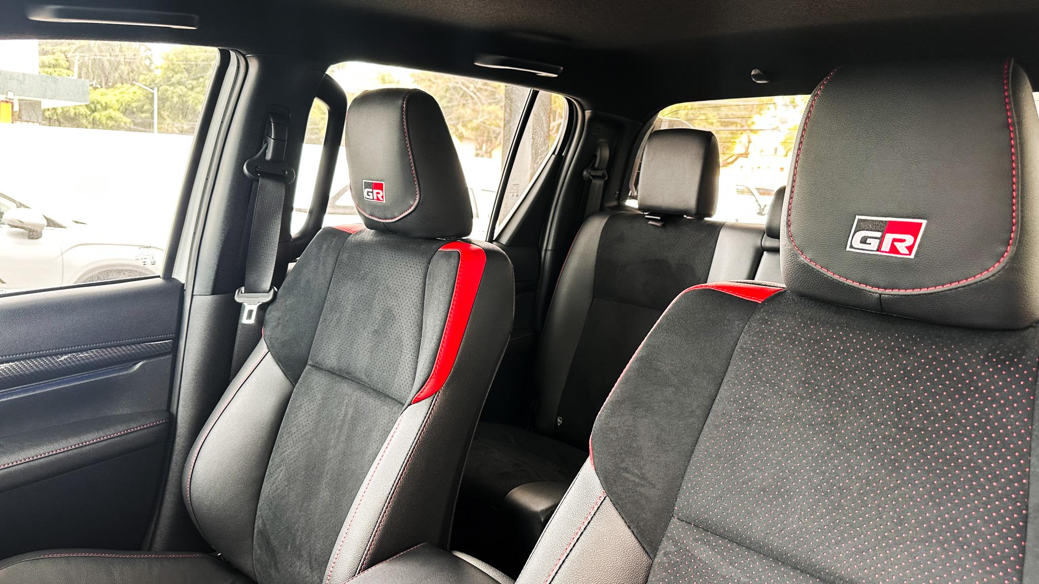 Foto 2 de 2026 Toyota HILUX